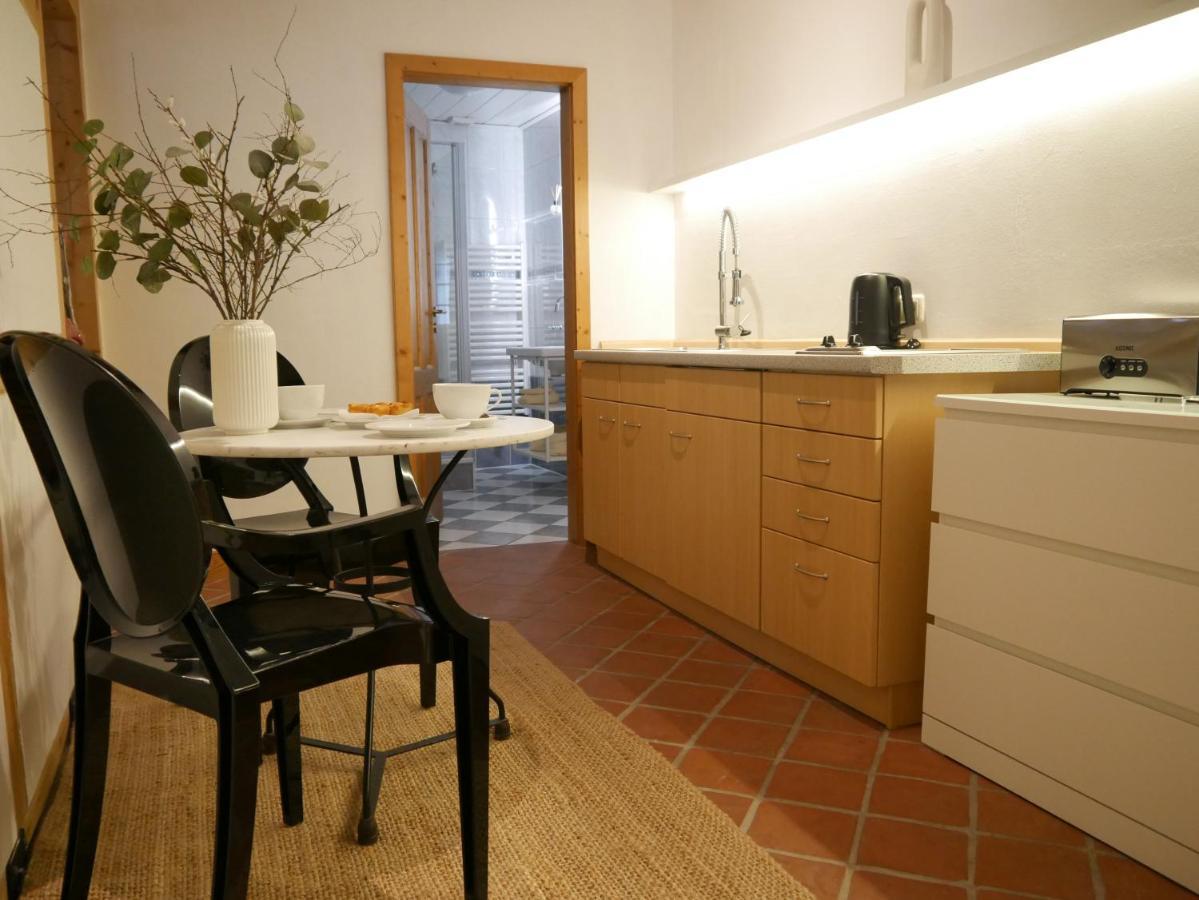 Zentrales Altstadt - Apartment In Lueneburg Mit Terrasse & Parkplatz Buitenkant foto