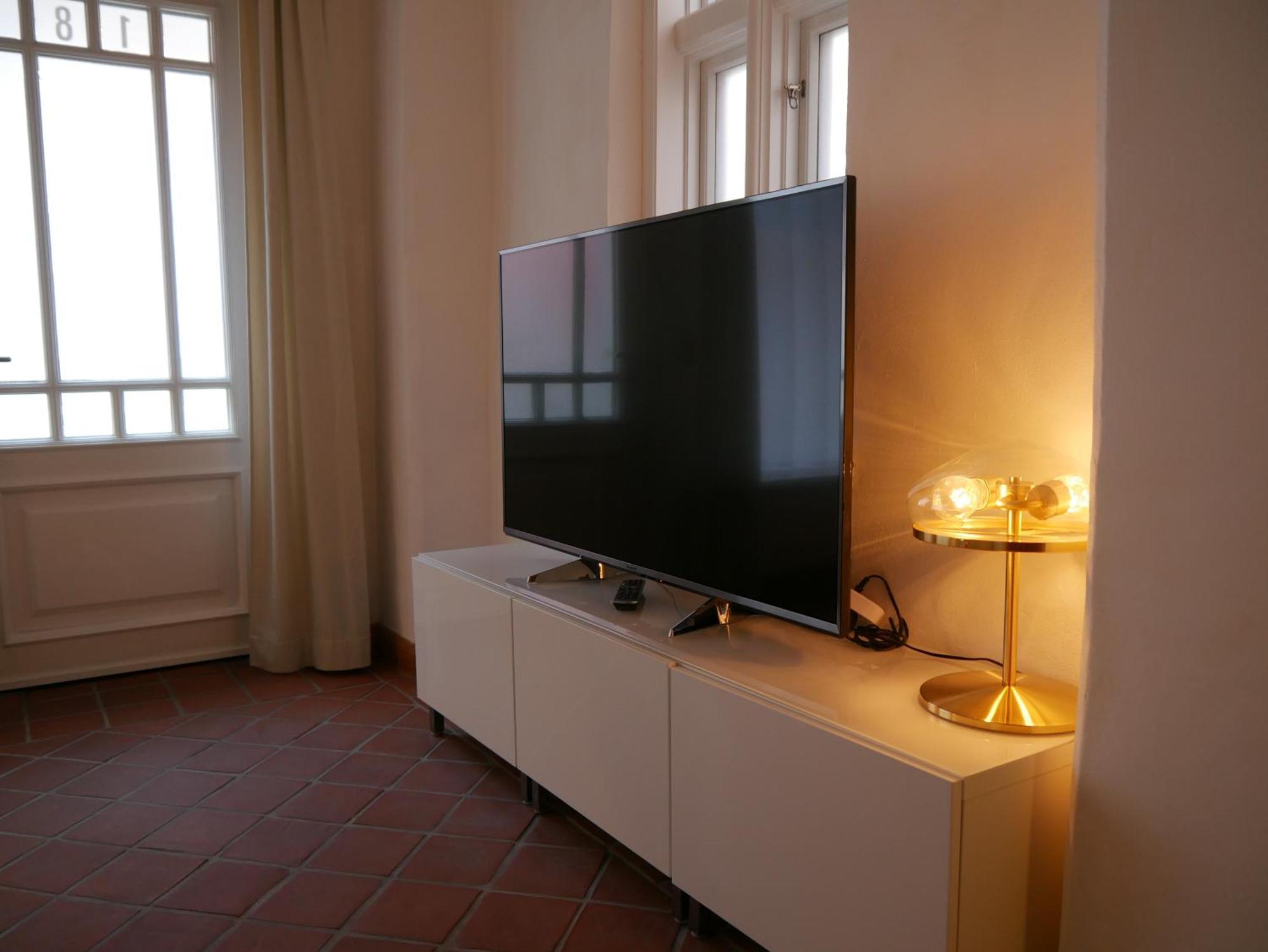 Zentrales Altstadt - Apartment In Lueneburg Mit Terrasse & Parkplatz Buitenkant foto